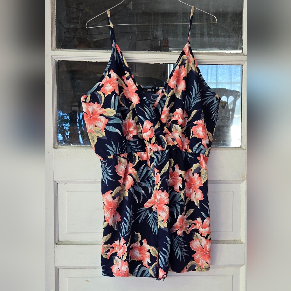 Shein Romper Size XL Floral
